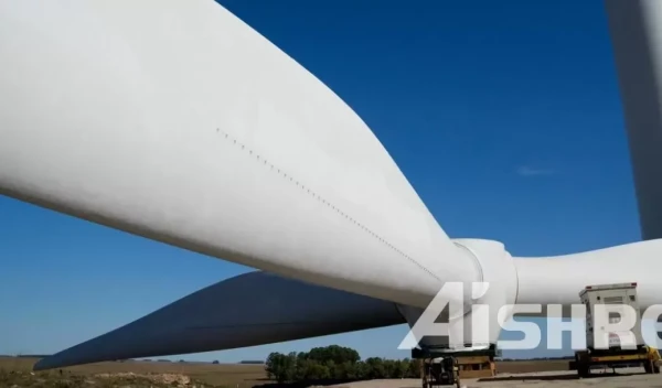 Niszczarka przemysłowa GEP ECOTECH w recyklingu włókna szklanego